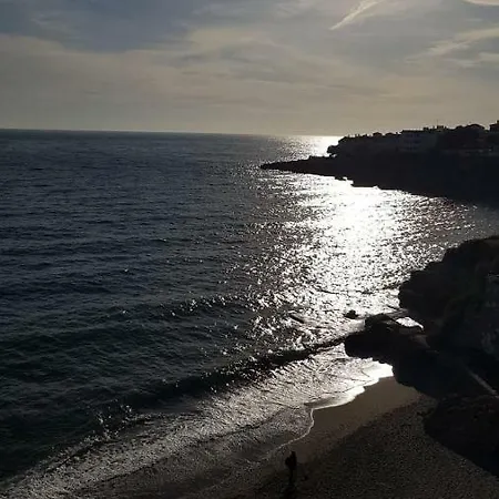 Edf. 4 Caminos * Nerja